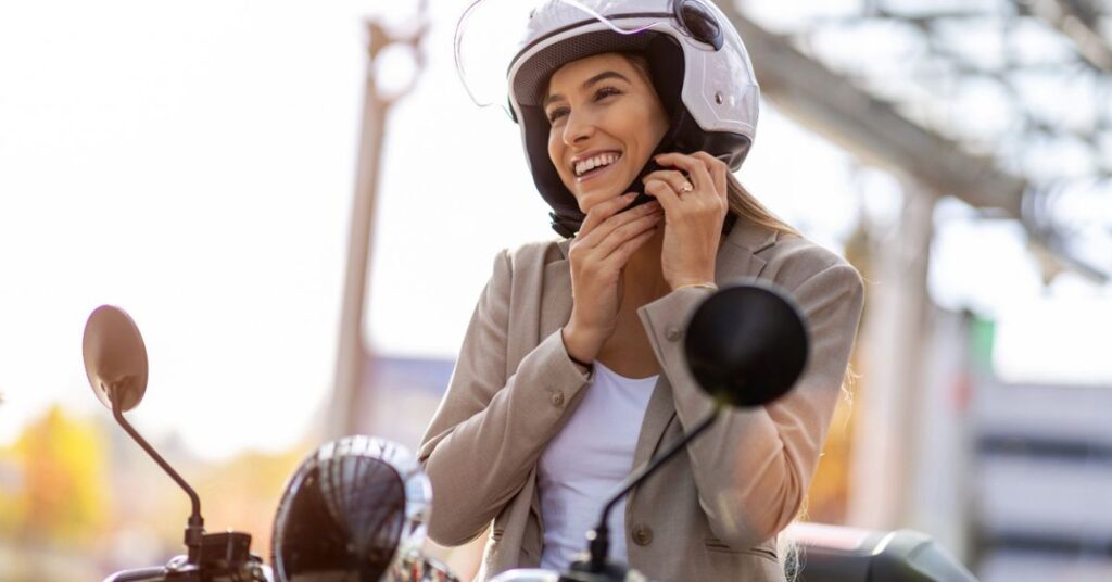 Accidents, vols, pannes : votre assurance moto vous protège-t-elle vraiment ?