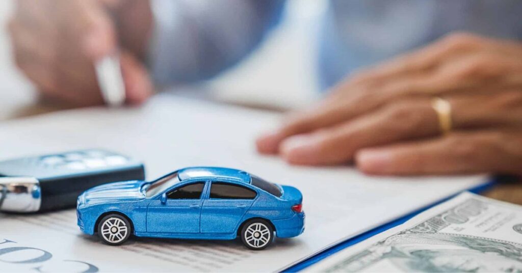 Assurance auto en ligne vs agences traditionnelles